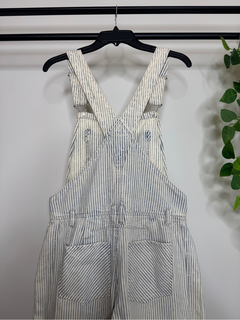 Free People We The Free Good Luck Striped Barrel Leg Overalls size S Small - Picture 6 of 12
